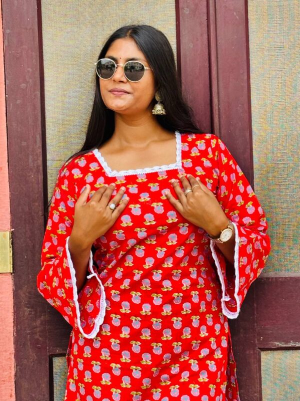 Red Floral Printed Short Kurti - Image 2