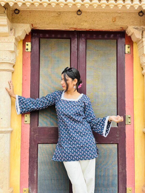 Blue Floral Printed Short Kurti - Image 4